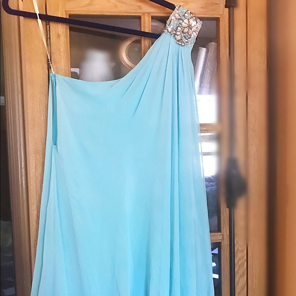 Marchesa Notte dress seafoam color size 4